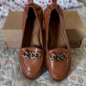 Söfft Tan Leather Chain-Trim Slip-On Loafers